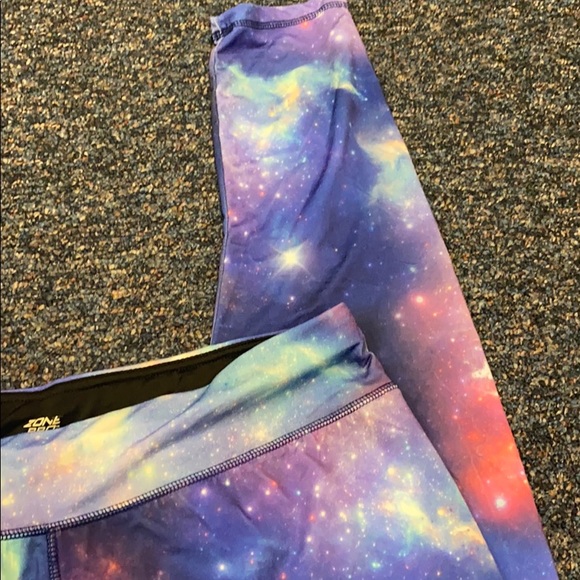 Zone Pro Space Themed Leggings sz. 2X EUC - Picture 3 of 3